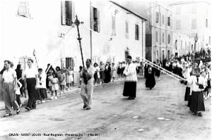 611- Oran - Procession Trinitaires
